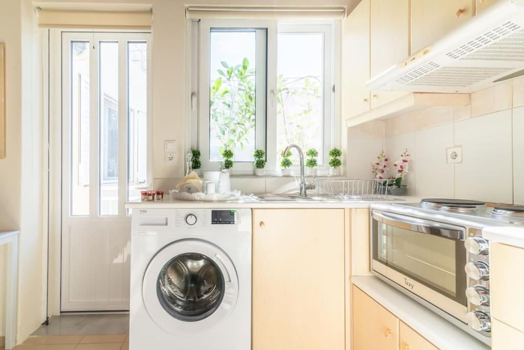 Cozy Apartment In The Heart Of City Center Iraklio Eksteriør bilde