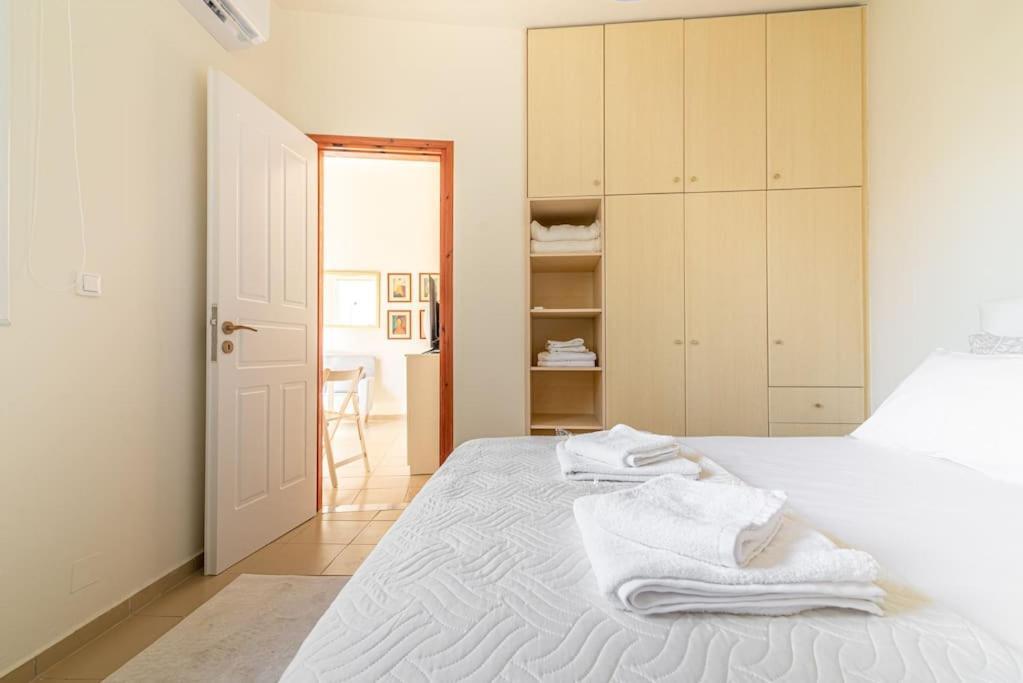 Cozy Apartment In The Heart Of City Center Iraklio Eksteriør bilde